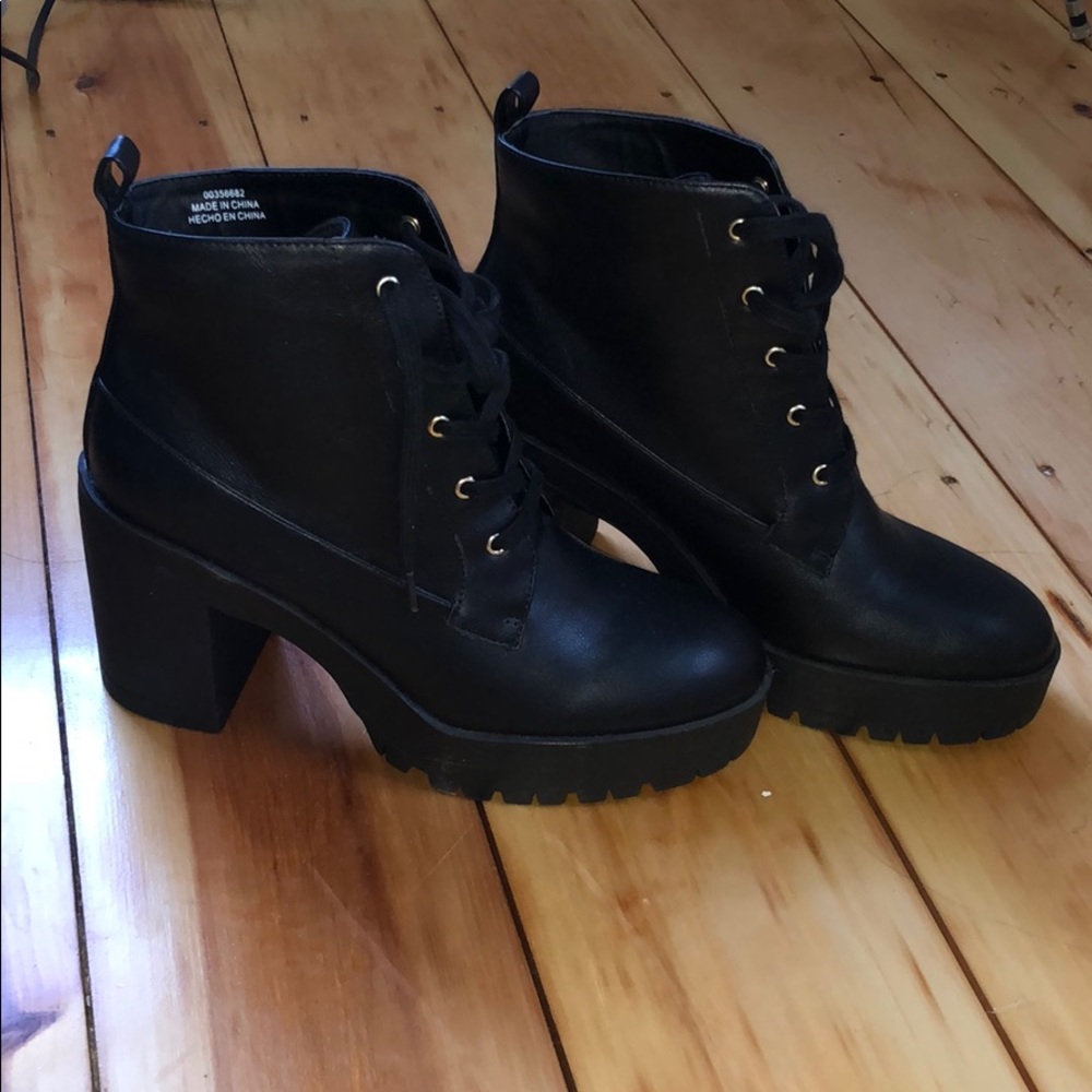 Never Worn Forever 21 Booties